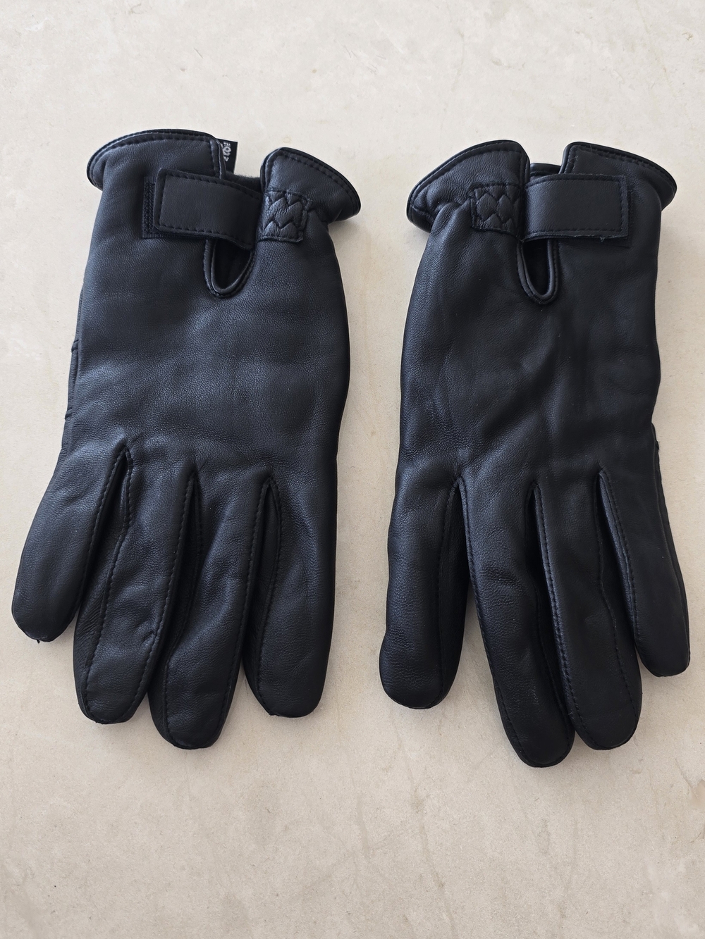 3M Thinsulate Black Leather Men's Gloves with Wrist Strap - XL